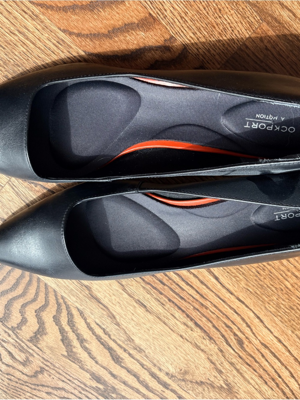 Rockport Black Pointed-Toe Heels
